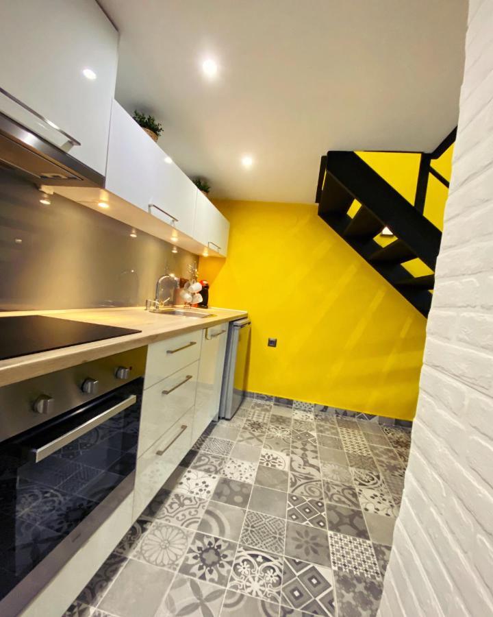 Appartamento 48 Downtown Lofts Néa Péramos Esterno foto