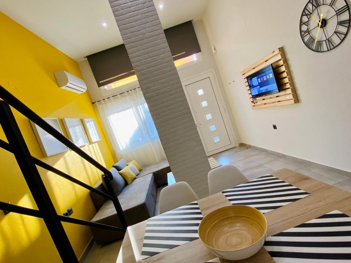 Appartamento 48 Downtown Lofts Néa Péramos Esterno foto