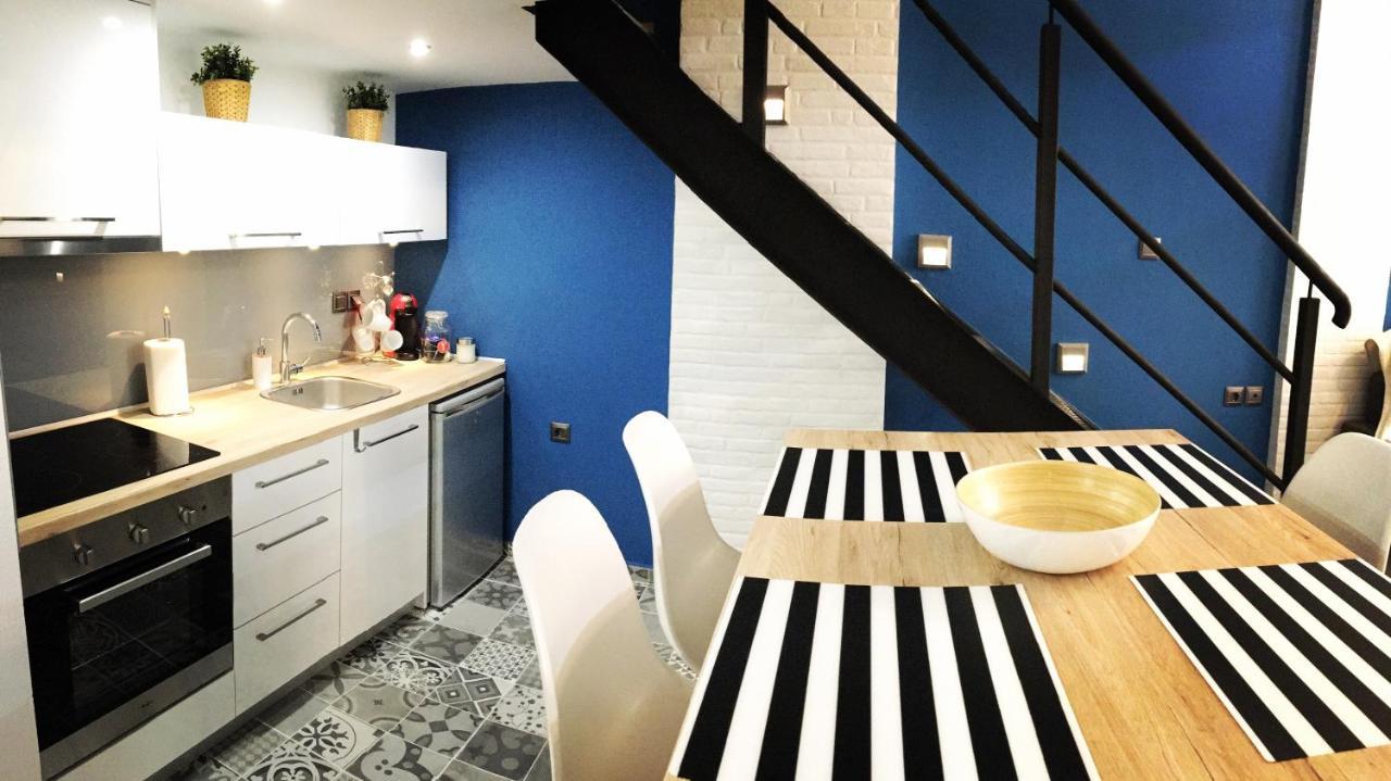 Appartamento 48 Downtown Lofts Néa Péramos Esterno foto