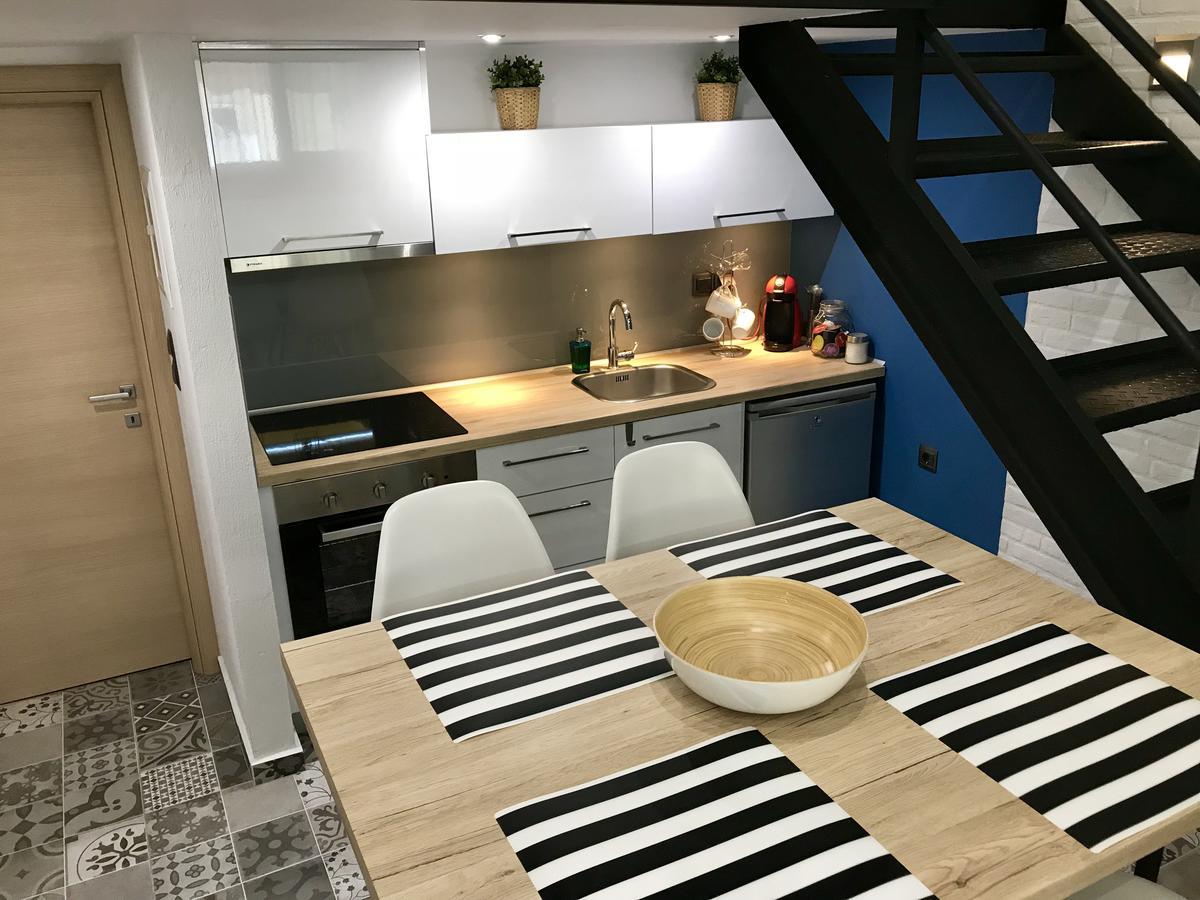 Appartamento 48 Downtown Lofts Néa Péramos Esterno foto